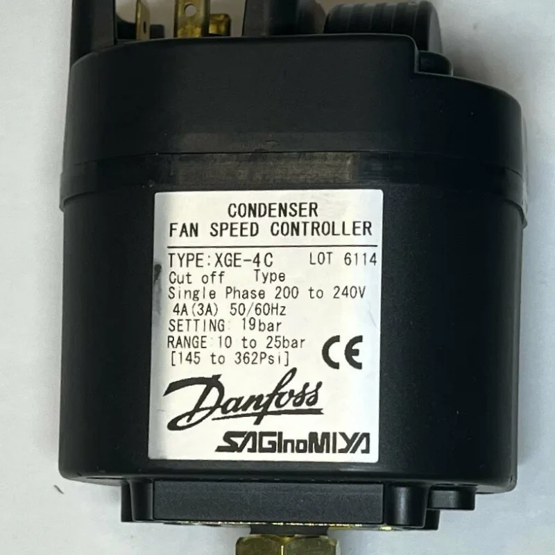 Регулятор скорости вращения вентиляторов конденсатора Danfoss XGE-4C